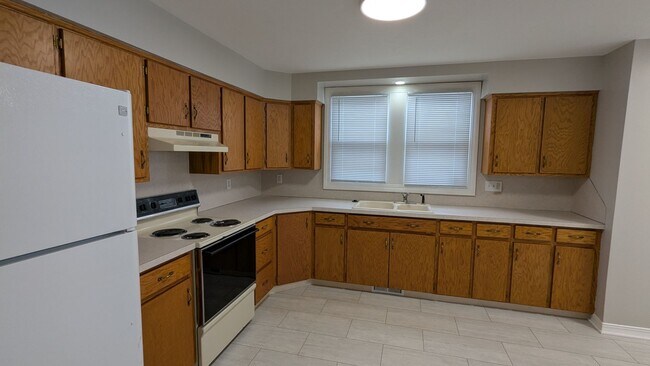 Building Photo - 1518 2nd Ave