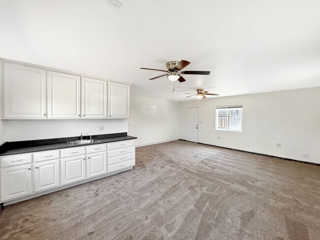 Building Photo - Beautiful 4BD/3BA House in Clairemont W/ A...