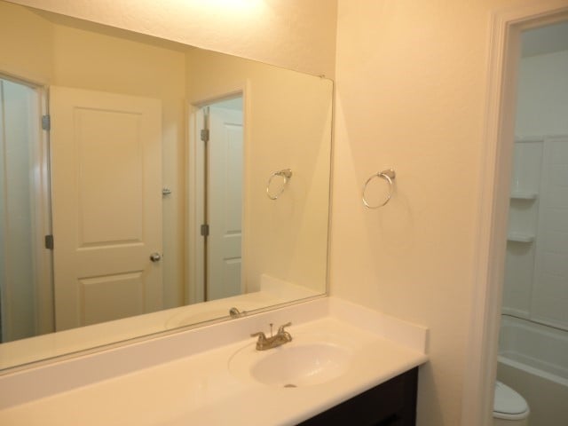 Building Photo - 34360 N Levi Ct