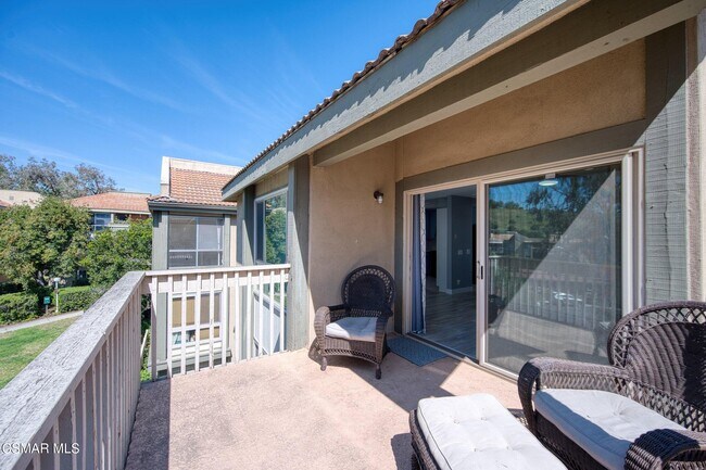 Building Photo - 254 Sequoia Ct