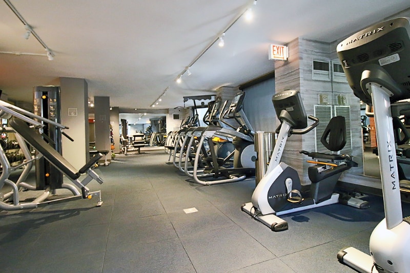 Building Photo - 1128 N Dearborn St