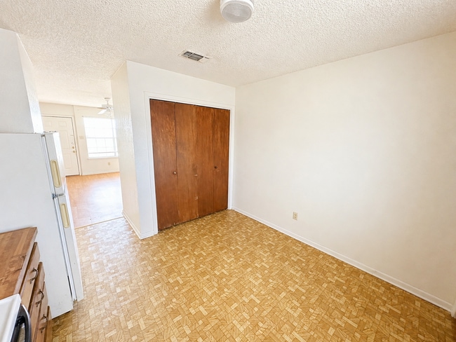Building Photo - AVAILABLE NOW; APPLY AT OUR WEBSITE