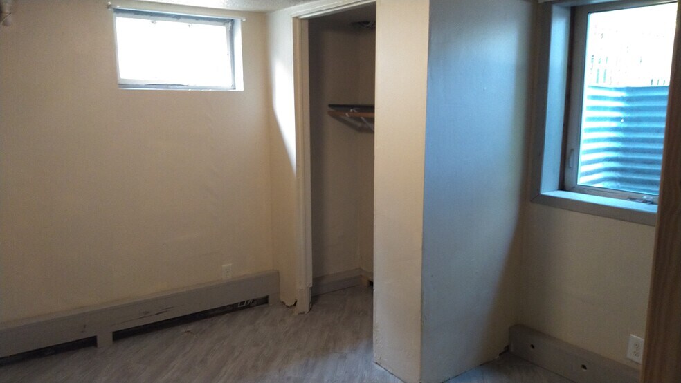 Building Photo - 1629 2nd Ave S