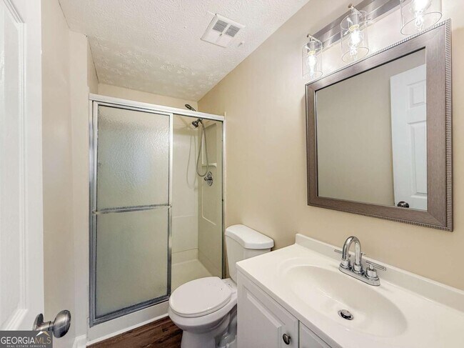 Building Photo - 1884 Shenandoah Valley Ln