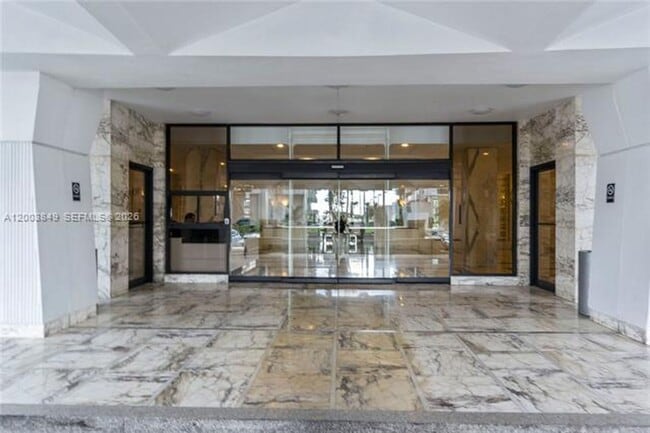 Building Photo - 5700 Collins Ave