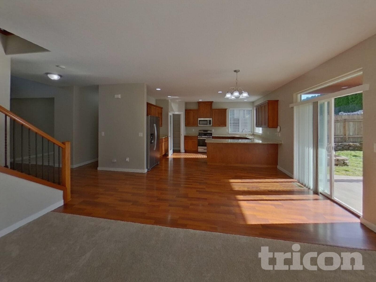 Building Photo - 6500 NE 86th Ave