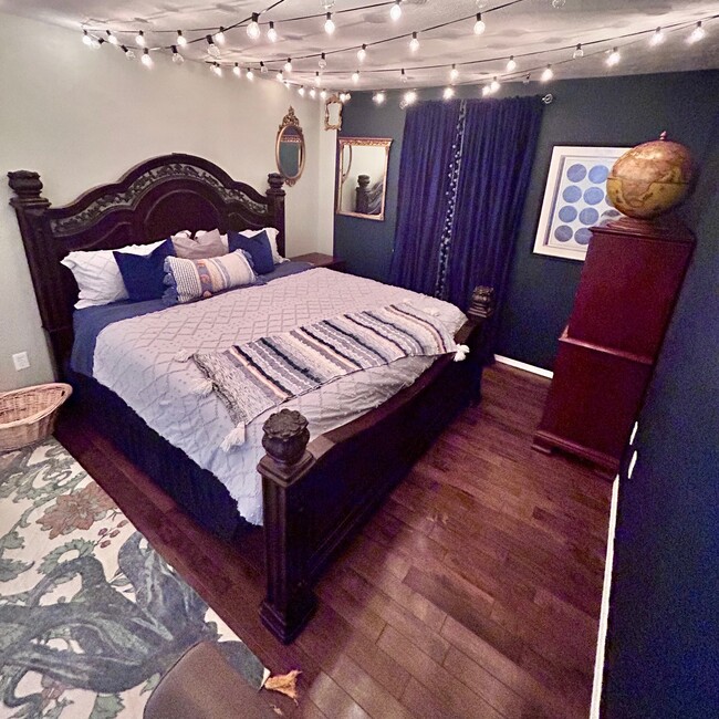 Bedroom 3 - 4501 N Deer Park Dr