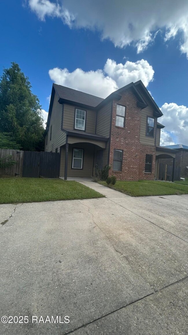 Primary Photo - 1651 Clear Lake Ave