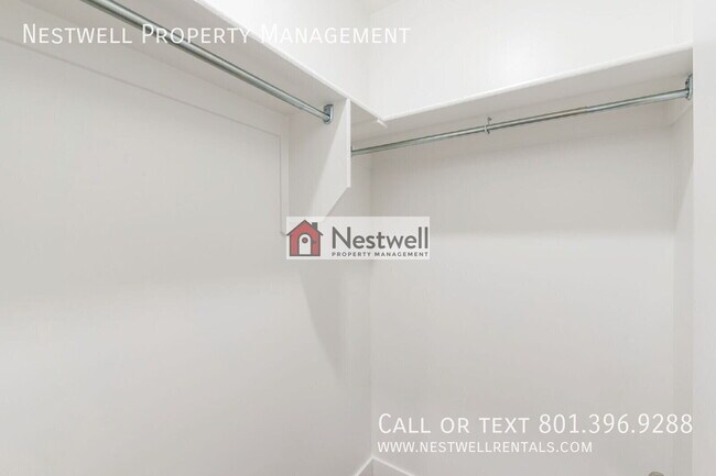 Building Photo - 5444 Orville St