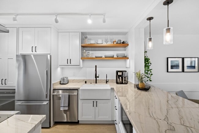 Building Photo - Hale Pono Waikiki by Gather: High-End 2BR,...
