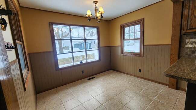 Building Photo - 4-Bedroom, 2 Bathroom Easthill Home with Bonus Room, Finished Lower Level, and Garage