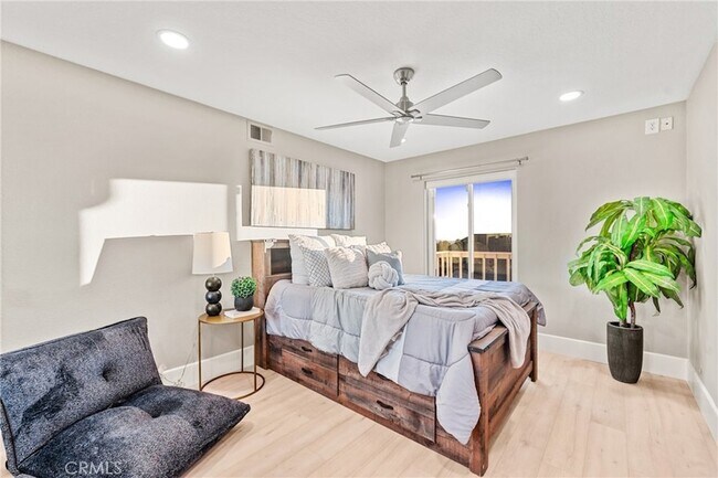 Building Photo - 20720 Manzanita Ave