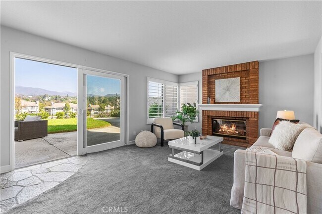 Building Photo - 58 Via Candelaria