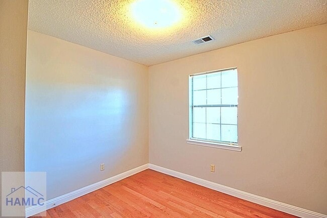 Building Photo - 942 Gulfstream Rd