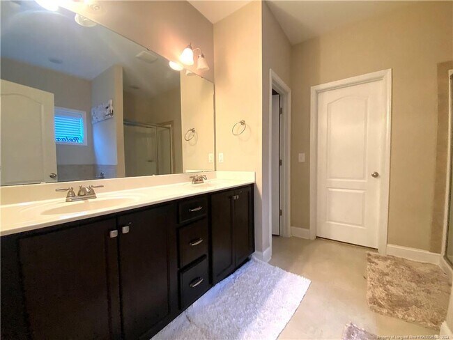 Building Photo - 28 Torrington Ridge