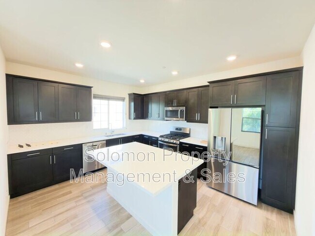 Building Photo - 4336 Harbor Way