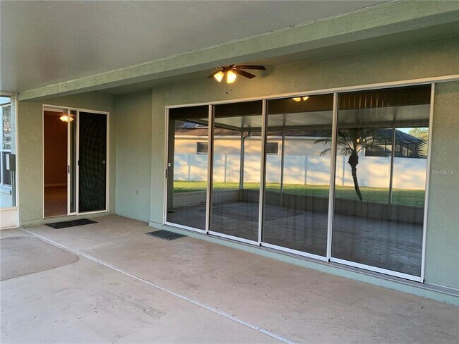 Building Photo - 10724 Banfield Dr