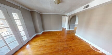Building Photo - 4333 Roanoke Pkwy