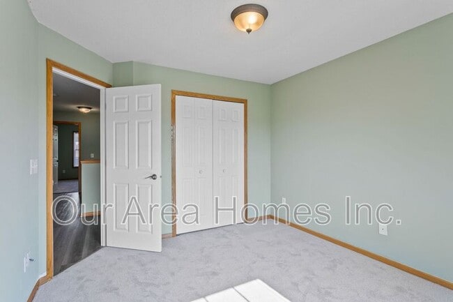 Building Photo - 11322 Aberdeen Cir NE