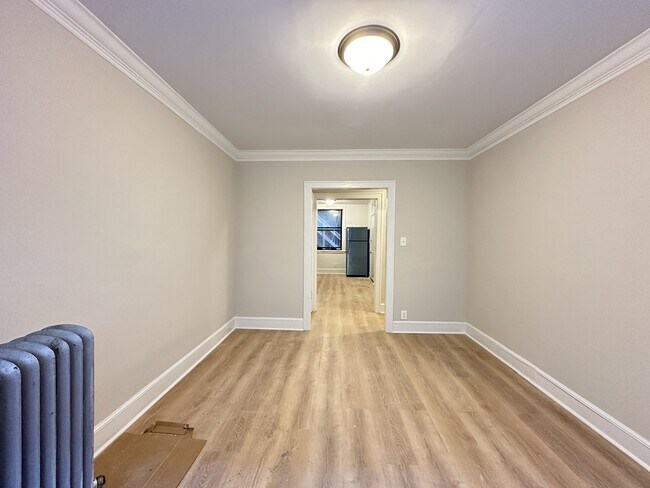 Building Photo - 2332.5 N Spaulding Ave