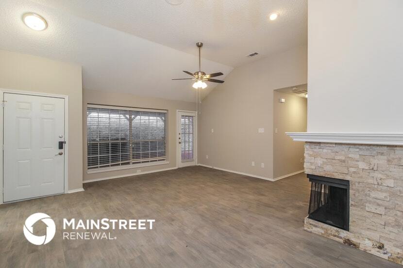 Building Photo - 914 Plantation Dr