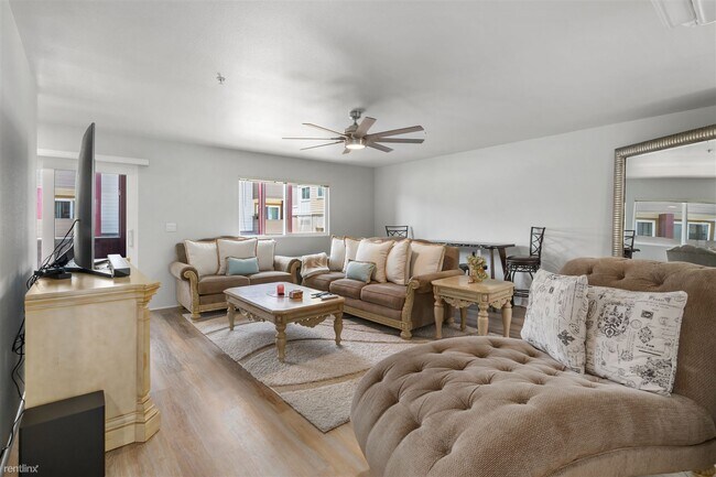 Building Photo - 3 br, 3.5 bath Townhome - 91-3575 Iwikuamo...