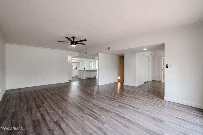 Building Photo - 1803 W Maryland Ave