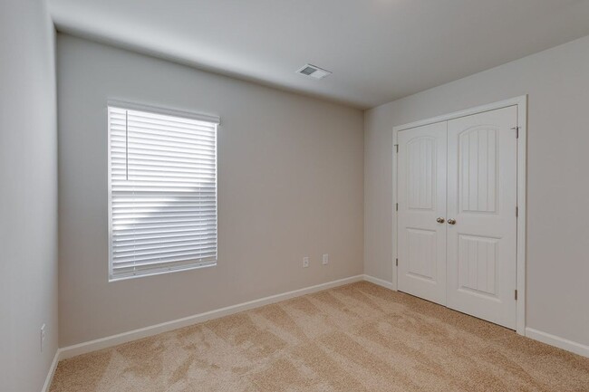 Building Photo - *** COMING SOON! ***  Spacious & Stylish 5...