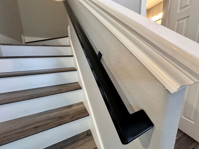 Building Photo - 46 Summer Haze Cir