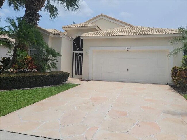 Building Photo - 10860 Fillmore Dr