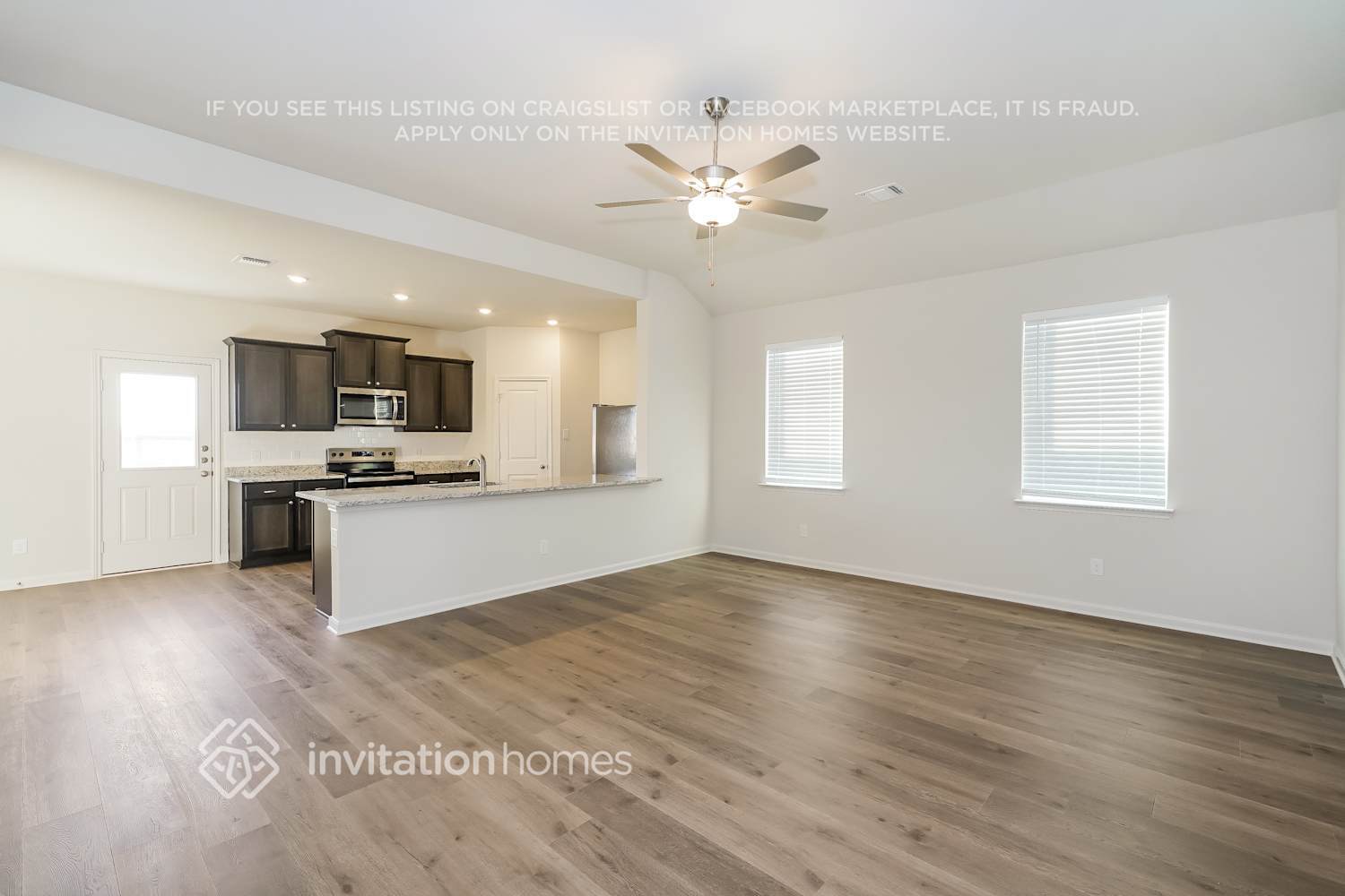 Building Photo - 10028 Pilot Pl