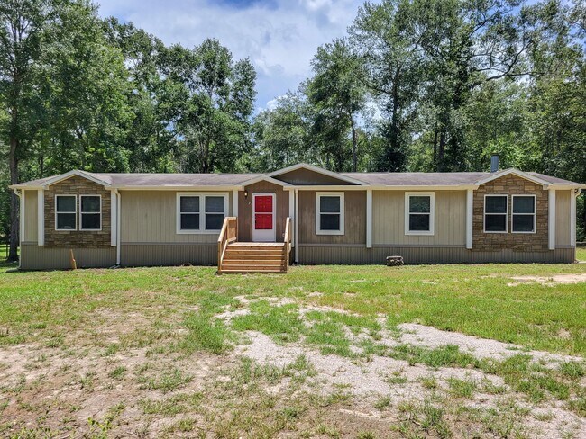 Primary Photo - 10754 Lake Shore Dr