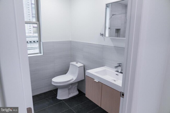 Building Photo - 7248 Rising Sun Ave