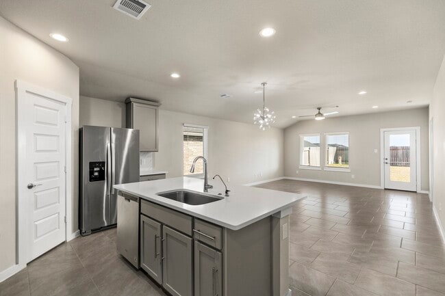 Building Photo - 3915 Sparkman Ln