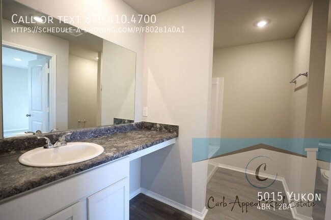 Building Photo - Move in special $800!!  New construction i...