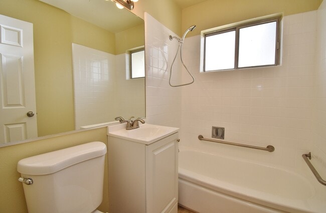 Building Photo - $3,590 / 3 BR - NICELY REMODELED FREMONT H...
