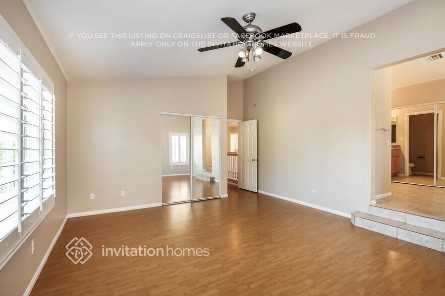 Building Photo - 8760 Wallaby Ln