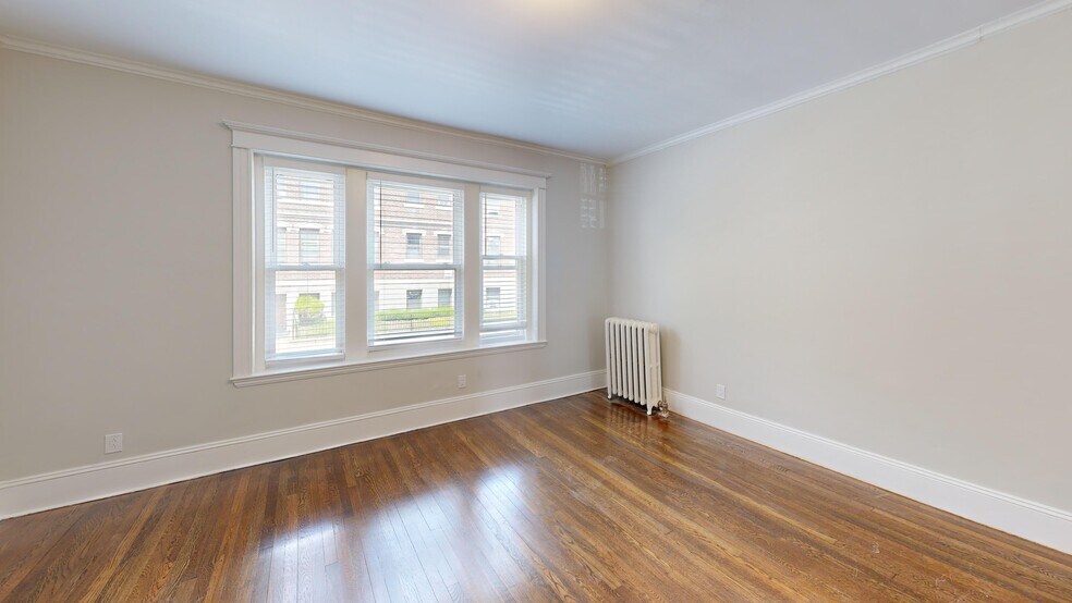 Primary Photo - 6 Radcliffe Rd