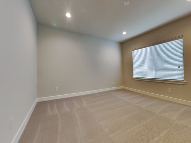 Building Photo - 2608 Upper Quinn Wy