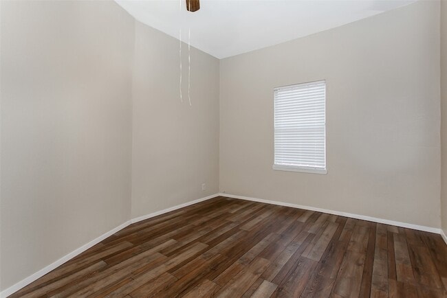 Building Photo - 111 S Henderson Ave