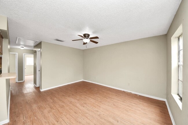 Building Photo - 1006 Perry St