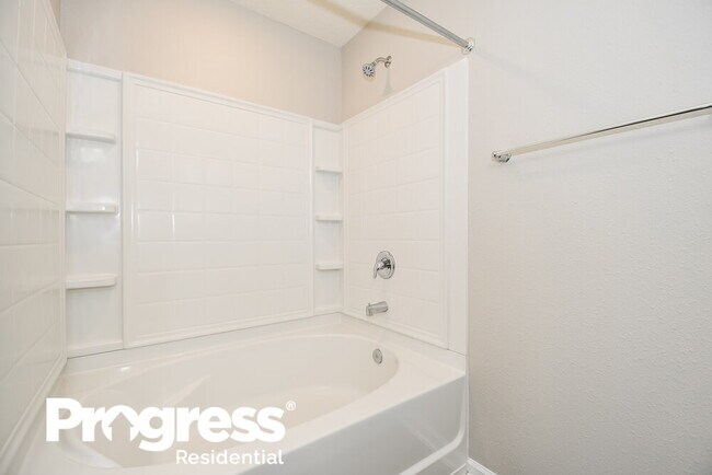 Building Photo - 2278 Pebble Point Dr