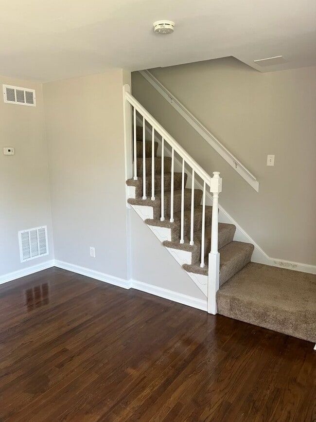 Building Photo - Brink Townhome/Row home in Dundalk