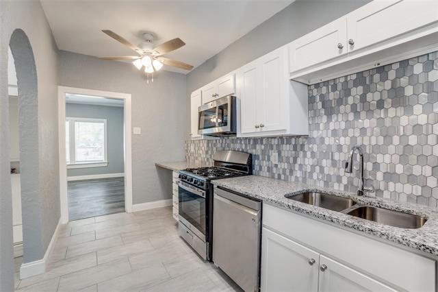 Building Photo - 320 W Canty St