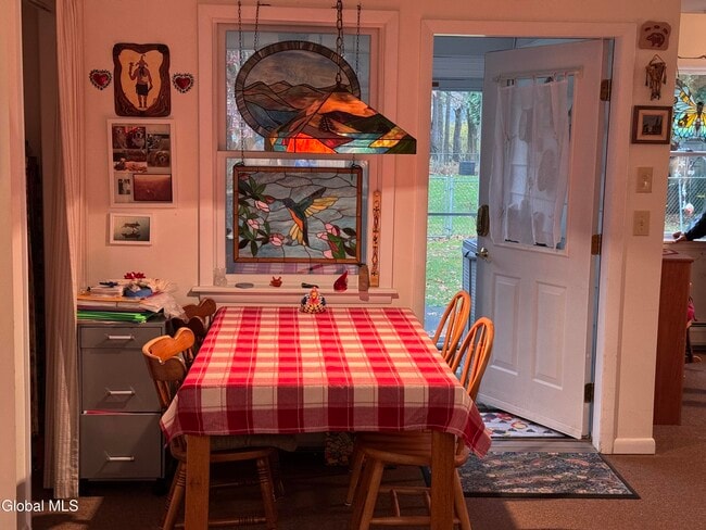 Building Photo - 18 Conver Dr