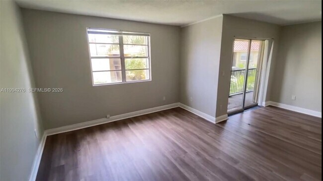 Building Photo - 1261 SW 46th Ave