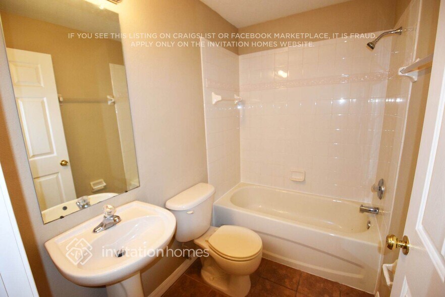 Building Photo - 207 Smokey Hill Ave