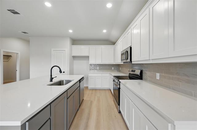 Building Photo - 1401 Quail Crk Dr