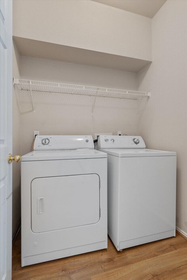 Building Photo - 13720 Harris Ridge Blvd