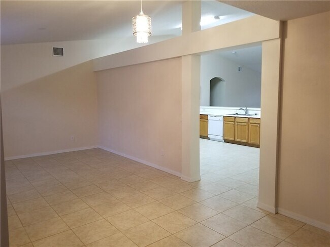 Building Photo - 8025 98th Ct